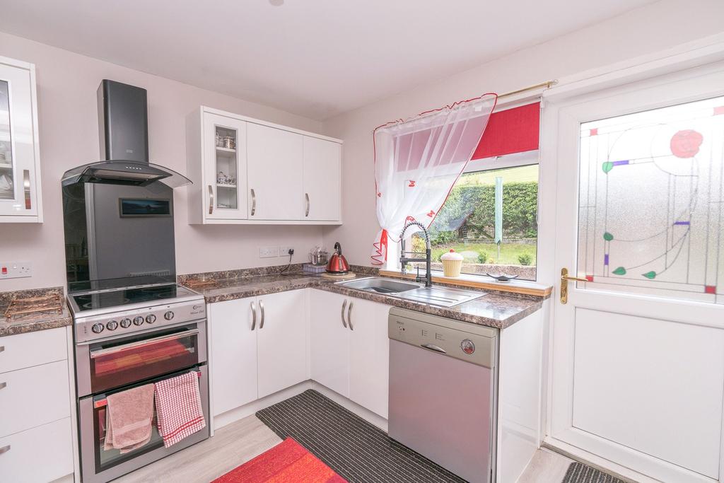 Kitchen Alt