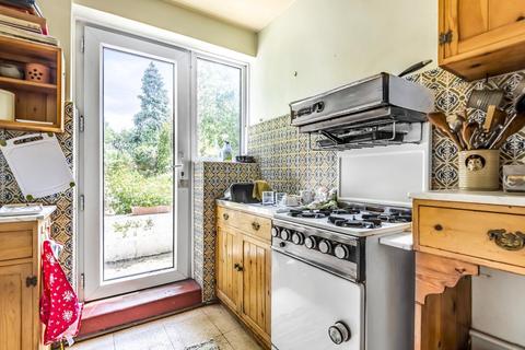 39 Cumberland Park, London, W3 6SX