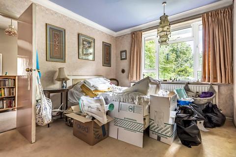 39 Cumberland Park, London, W3 6SX