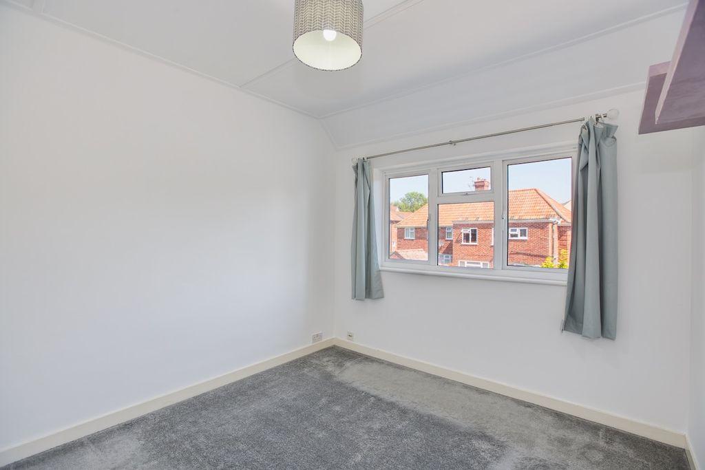Bedroom 2 (Double)