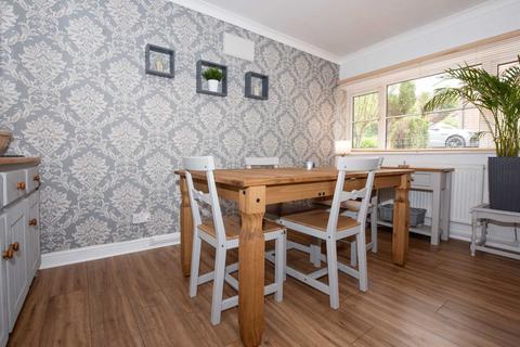 7 Sisley Close, Salford, M7 3BB