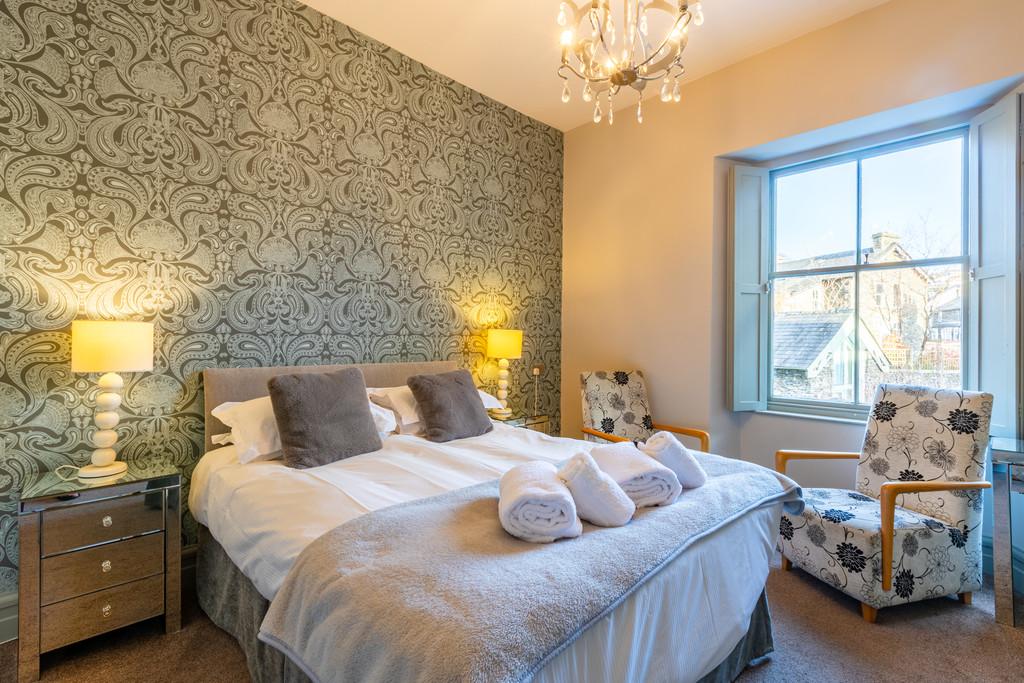 Bedroom 1 - Barnes