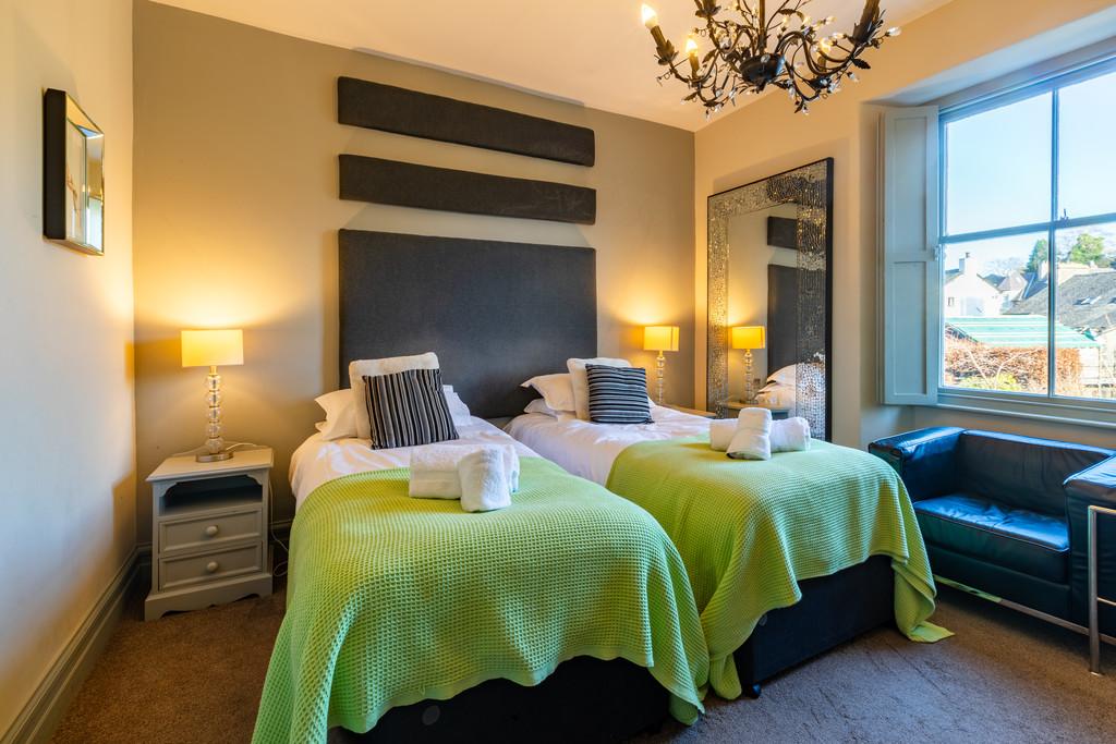 Bedroom 4- Mac Laren