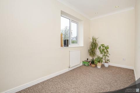 8 Birch Road, Hethersett, Norwich, NR9 3QH