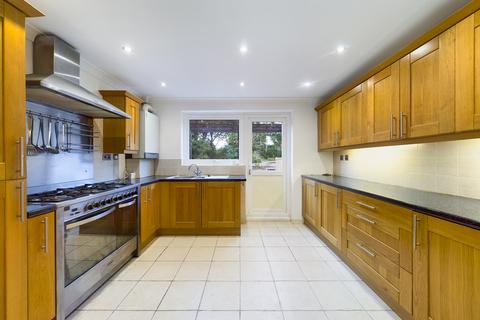 undefined, Drake Close, Horsham
