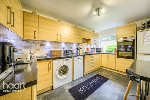 1 Frythe Close, Kenilworth, CV8 2SY