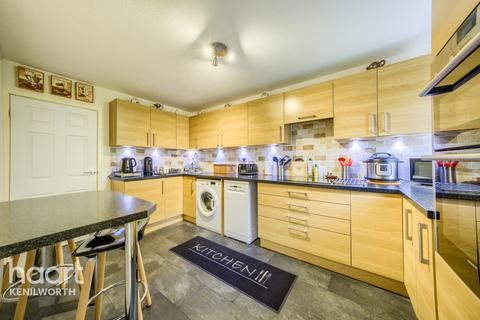1 Frythe Close, Kenilworth, CV8 2SY