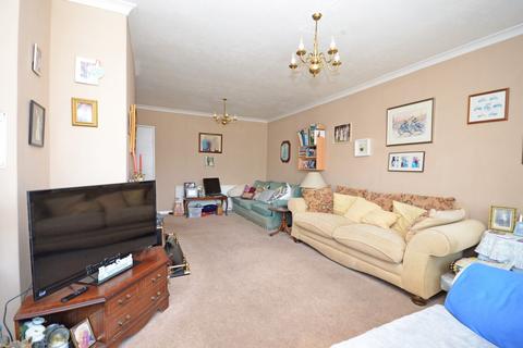 22 Boxgrove Gardens, Bognor Regis, PO21 4BB