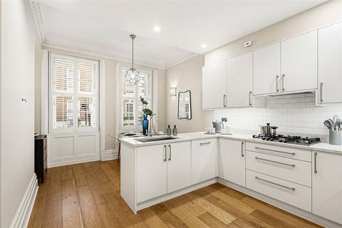 2 bedroom flat to rent, Park Street, Mayfair, London