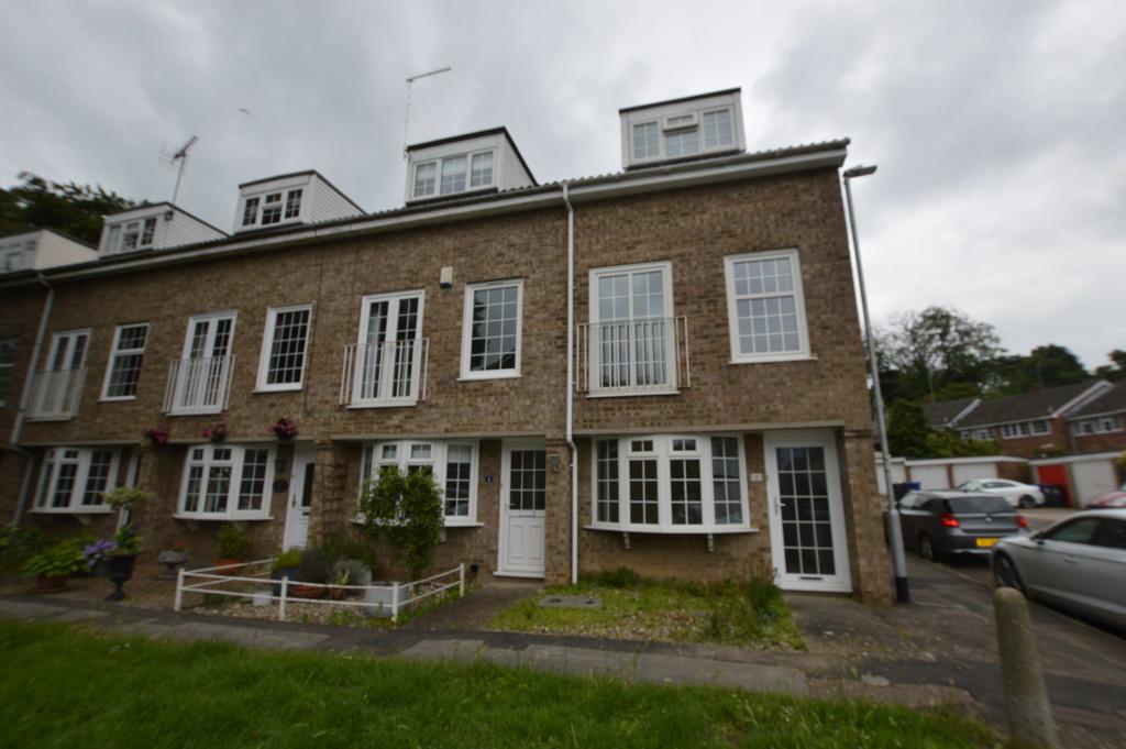 Unicorn Place, Bury St. Edmunds 3 bed end of terrace house £1,475 pcm