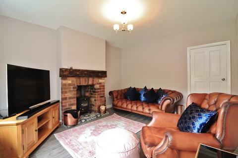 27 Fairfields Hill, Polesworth, Tamworth, B78 1HG