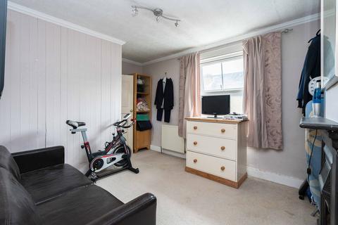 21 Mount Street, Dorking, RH4 3HX
