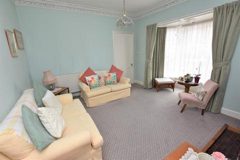 West Cottage, 109 Perth Road, Blairgowrie, PH10 6DX