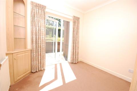 8 Heron Close, Minehead, TA24 6UL