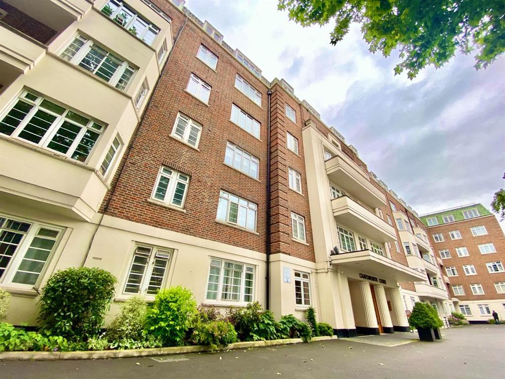 Pembroke Road, London, W8 Studio £1,387 pcm (£320 pw)