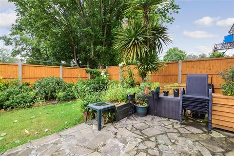 25a Prince Road, London, SE25 6NN