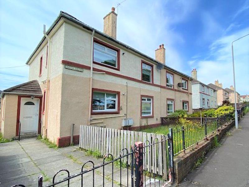 Smith Drive, Saltcoats 2 bed apartment £50,000