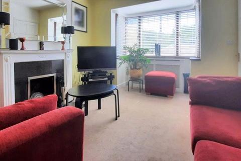 25 Cliffe Road, Godalming, GU7 2JX
