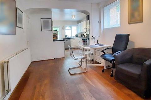 25 Cliffe Road, Godalming, GU7 2JX