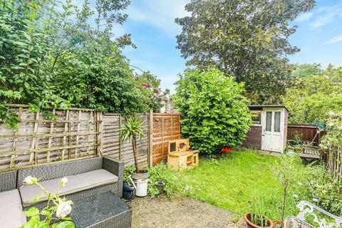 40 Chelsham Road, South Croydon, CR2 6HY