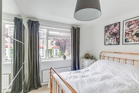 40 Chelsham Road, South Croydon, CR2 6HY