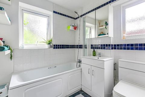 40 Chelsham Road, South Croydon, CR2 6HY
