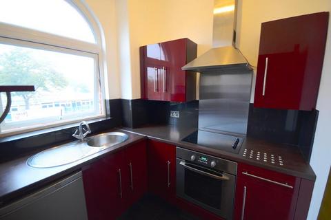 1 bedroom flat to rent, Dickenson Road, Rusholme, Manchester, M14 5HT