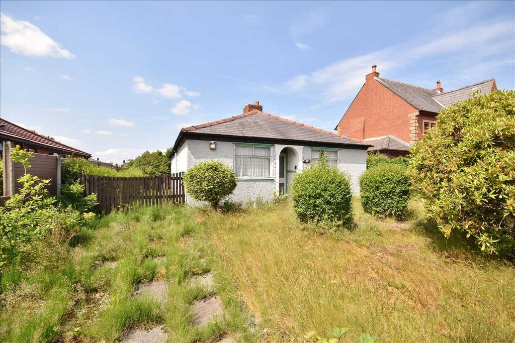 Rotherwick Avenue, Chorley 3 bed detached bungalow £175,000