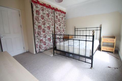 undefined, Bridge Road, Uxbridge, UB8
