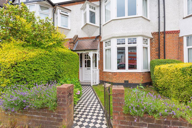 Albany Road, New Malden, KT3 3 bed terraced house £2,300 pcm (£531 pw)