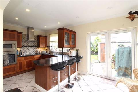 173 Sandringham Road, Barking, IG11 9AH