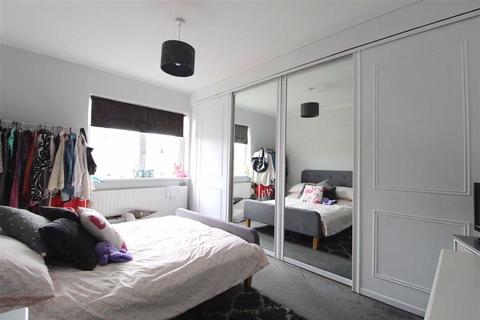 173 Sandringham Road, Barking, IG11 9AH