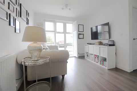 12 Morris Drive, Belvedere, DA17 6FJ
