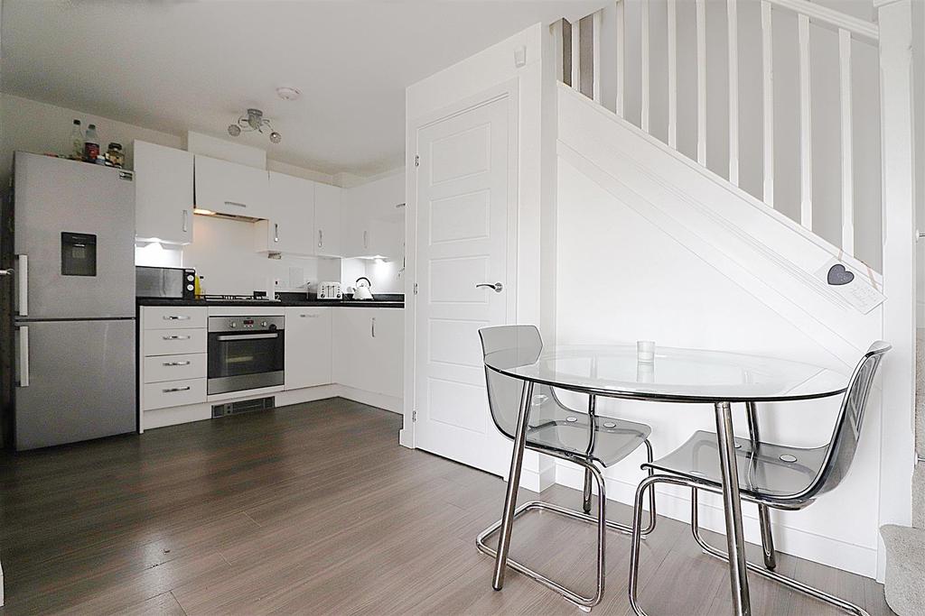 Morris Drive, Belvedere 2 bed end of terrace house for sale £290,000