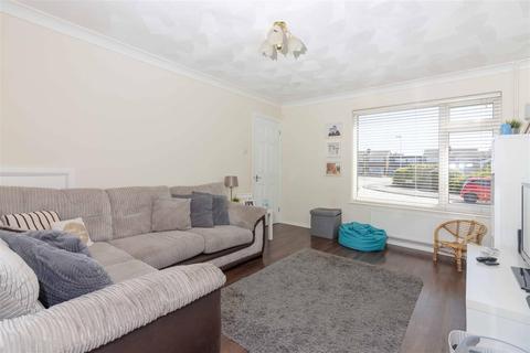 21 Boxgrove, Goring By Sea, Worthing, BN12 6BG