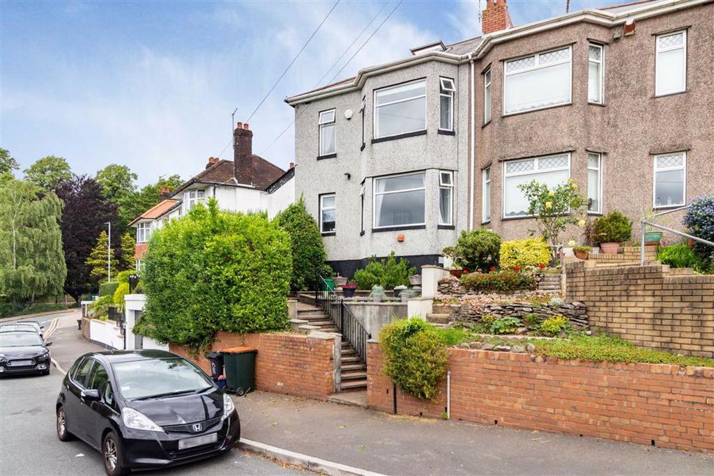 Beechwood Crescent, Beechwood, Newport, NP19 3 bed semidetached house