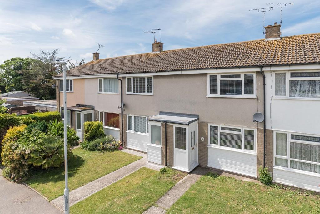 Cedar Close, Margate 2 bed terraced house £235,000