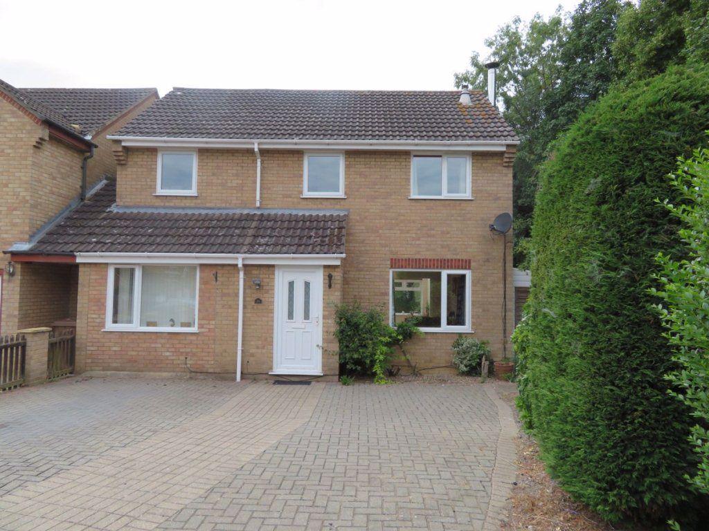 ORTON BRIMBLES 16 Sevenacres 4 bed detached house £1,300 pcm (£300 pw)