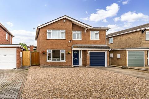 37 Aintree Drive, Spalding, PE11 3BT