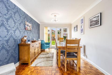 37 Aintree Drive, Spalding, PE11 3BT