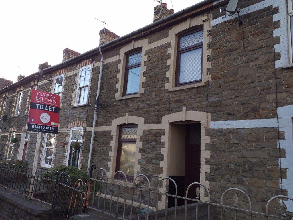 Llantrisant Road, Pontyclun 3 bed house £700 pcm (£162 pw)
