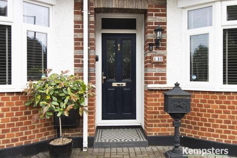 140 Dock Road, Grays, RM17 6HD