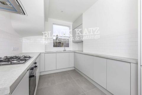 3 bedroom apartment to rent, SW4