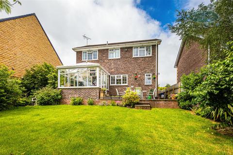 3 Fields End, Oxspring, Sheffield, S36 8WH