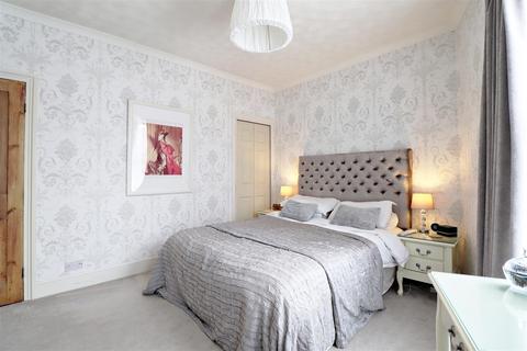 7 Oaklands Road, Bexleyheath, DA6 7AN