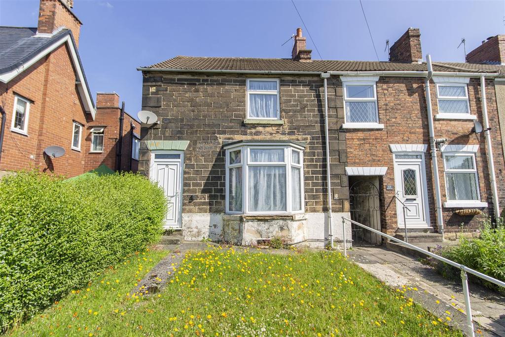 Old Road, Brampton, Chesterfield 2 bed terraced house £100,000