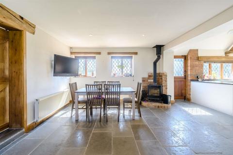 Brook Court Droitwich Road, Bradley Green, Redditch, B96 6QU
