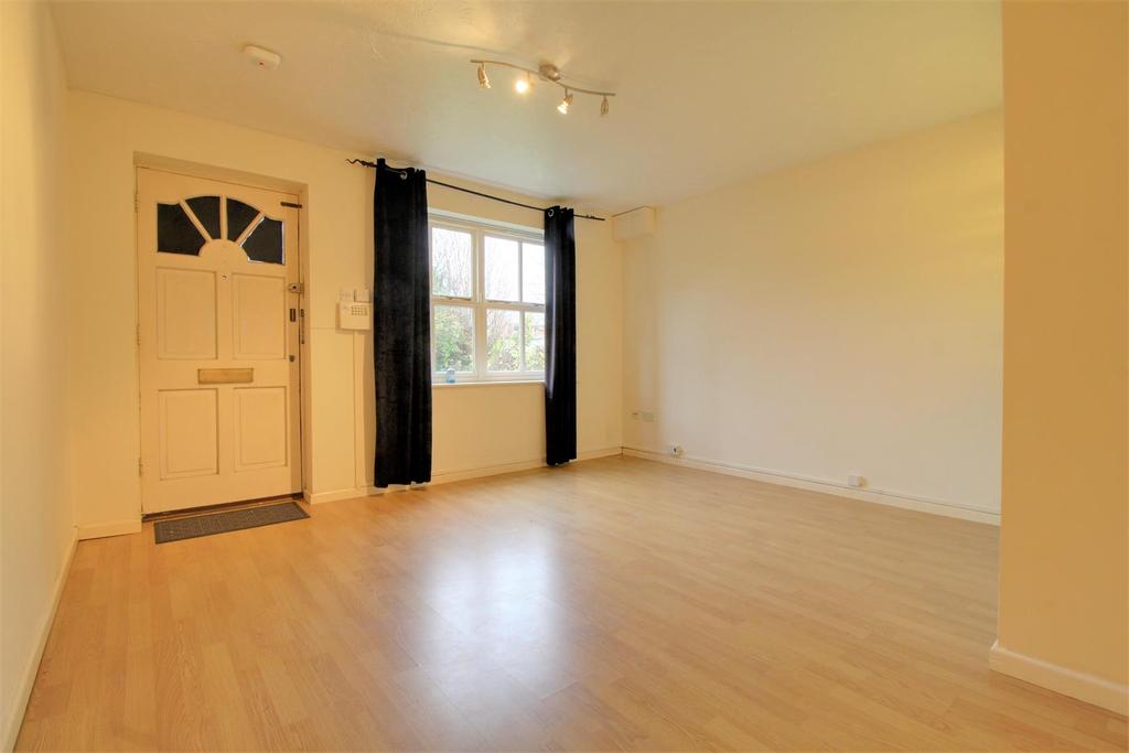 Ascot Court, India Road, Gloucester 1 bed flat £495 pcm (£114 pw)