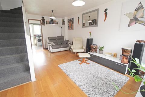 11 Kercroft, Two Mile Ash, Milton Keynes, MK8 8AP