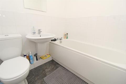 11 Kercroft, Two Mile Ash, Milton Keynes, MK8 8AP